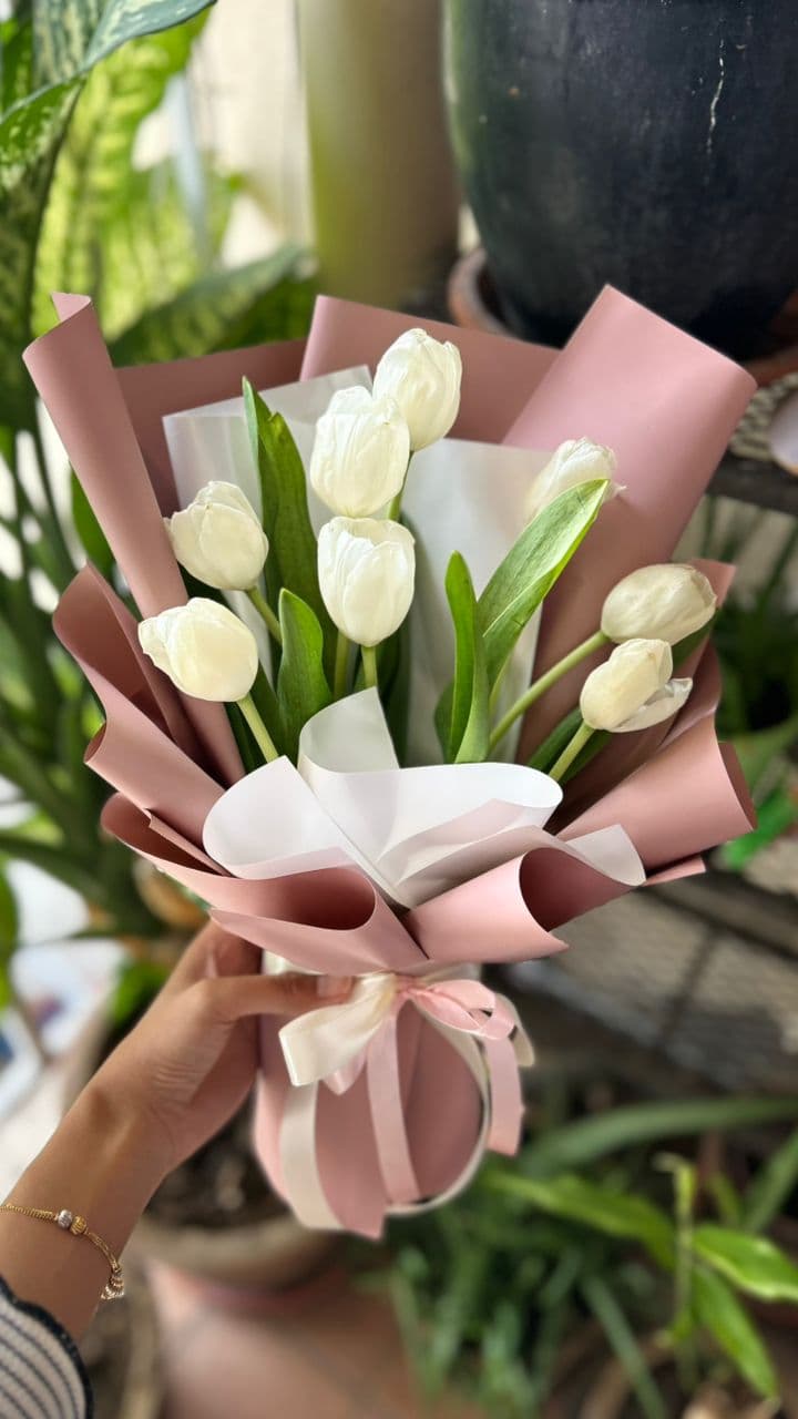 Lunarris Bloom